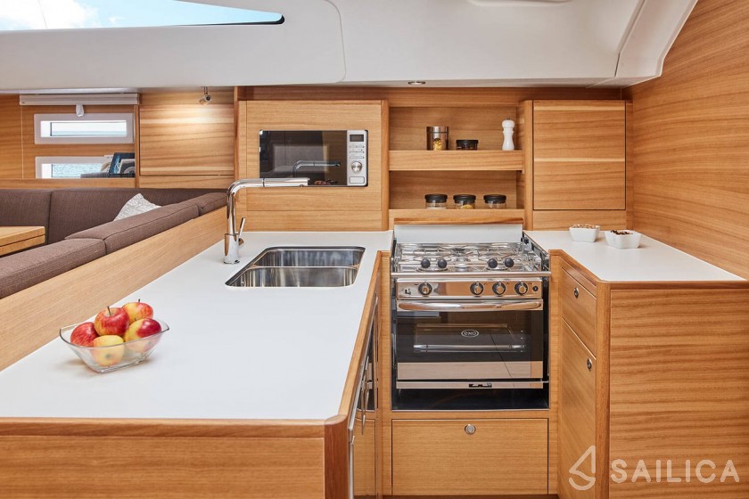 Elan Impression 50.1 - Yacht Charter Sailica