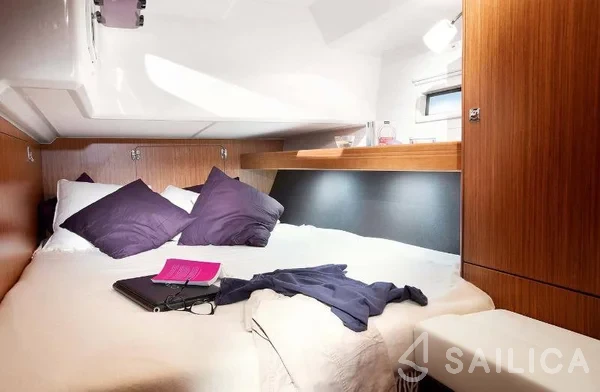 Bavaria 46 Cruiser - Yacht Charter Sailica