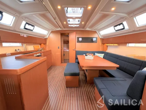 Bavaria 46 Cruiser - Yacht Charter Sailica