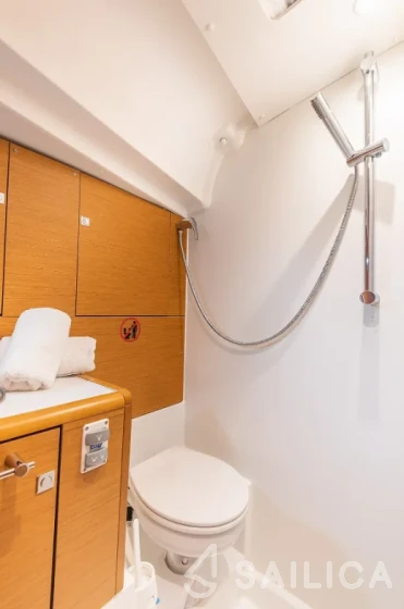 Sun Odyssey 449 - Yacht Charter Sailica