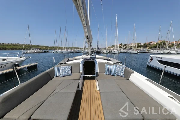 Hanse 460 - Yacht Charter Sailica