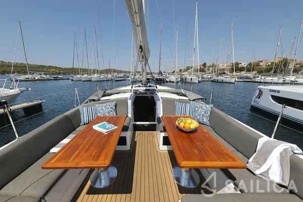 Hanse 460 - Yacht Charter Sailica