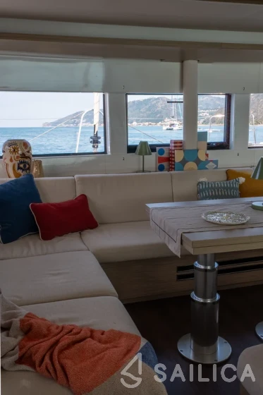 Lagoon 51 - Yacht Charter Sailica
