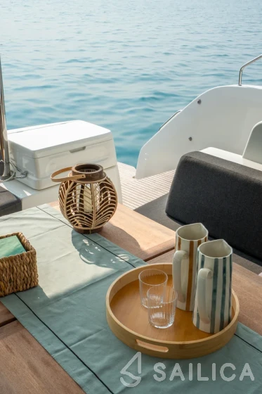 Lagoon 51 - Yacht Charter Sailica