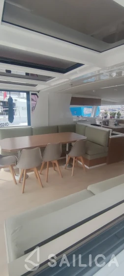 Bali 4.2 - Yacht Charter Sailica