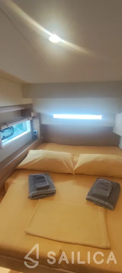 Bali 4.2 - Yacht Charter Sailica