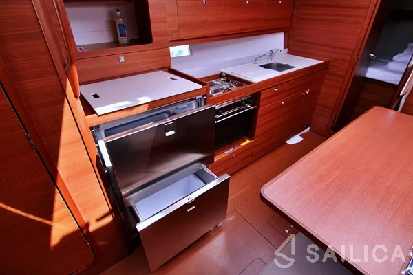 Dufour 382 GL - Yacht Charter Sailica