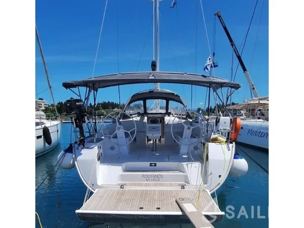Bavaria 46 Cruiser - Yacht Charter Sailica