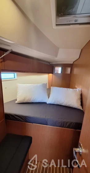 Bavaria 46 Cruiser - Yacht Charter Sailica
