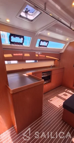 Bavaria 46 Cruiser - Yacht Charter Sailica