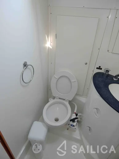 Cyclades 50.5 - Yacht Charter Sailica