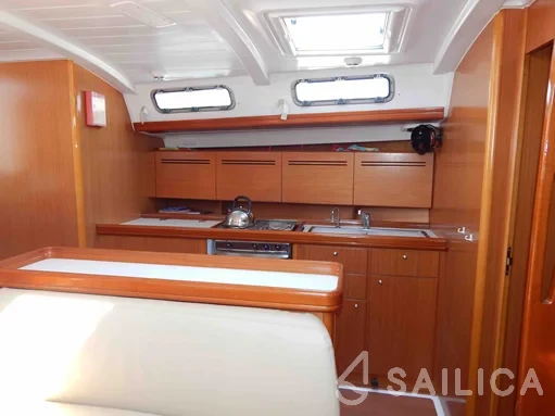 Cyclades 50.5 - Yacht Charter Sailica