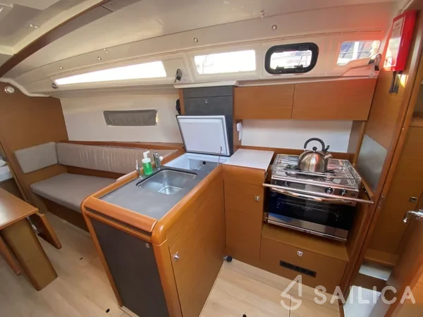 Sun Odyssey 349 - Yacht Charter Sailica
