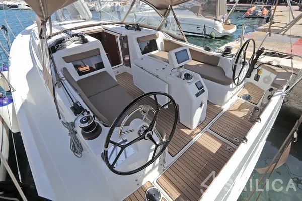 Sun Odyssey 410 - Yacht Charter Sailica