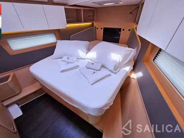 Dufour 41 - Yacht Charter Sailica