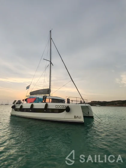 Bali Catsmart - Yacht Charter Sailica