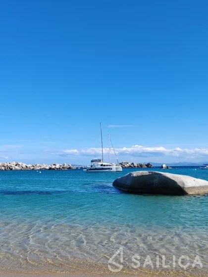 Bali Catsmart - Yacht Charter Sailica