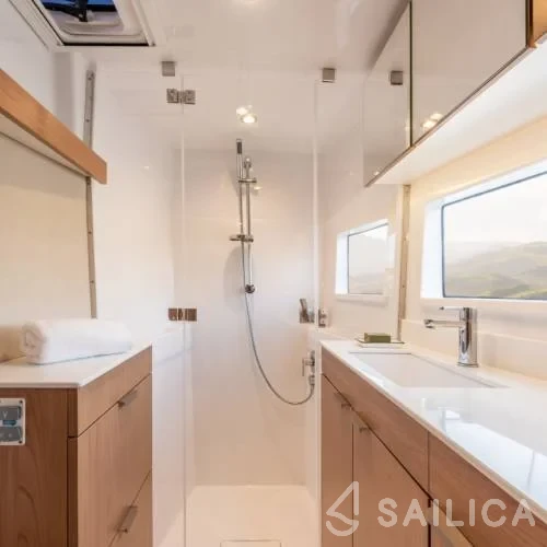 Bali Catsmart - Yacht Charter Sailica
