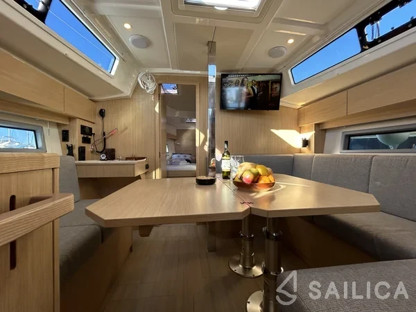 Bavaria C38 - Yacht Charter Sailica
