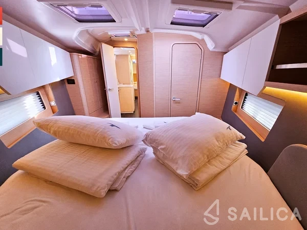 Dufour 41 - Yacht Charter Sailica