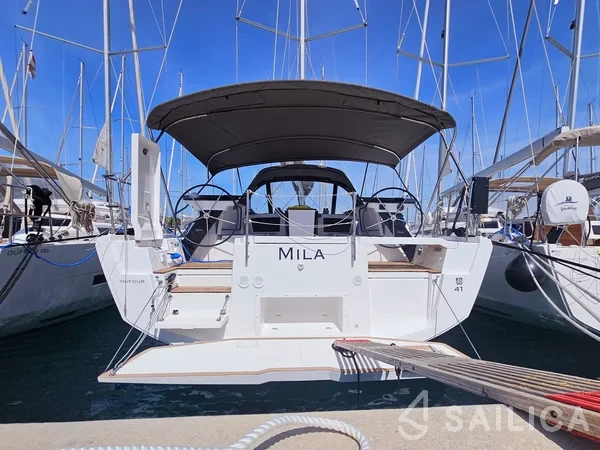 Dufour 41 - Yacht Charter Sailica