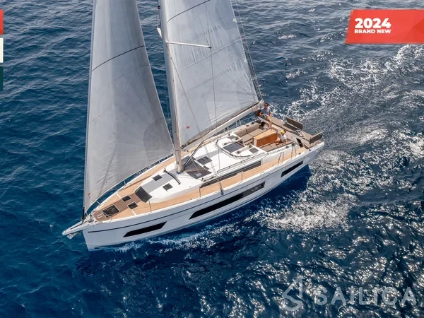 Dufour 41 - Yacht Charter Sailica