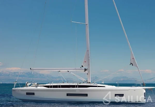 Bavaria 46 Cruiser - Yacht Charter Sailica