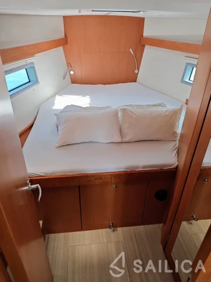 Bavaria C42 - Yacht Charter Sailica