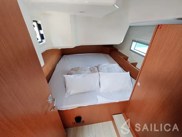 Bavaria C42 - Yacht Charter Sailica