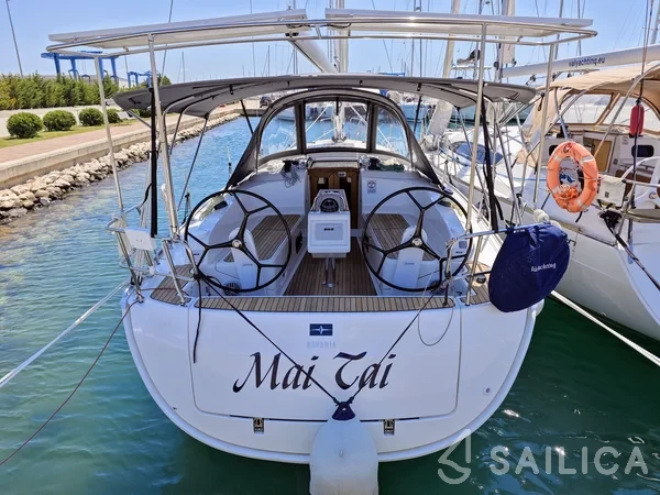 Bavaria 37 Cruiser - Yacht Charter Sailica