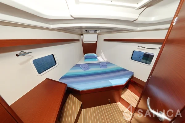 Hanse 418 - Yacht Charter Sailica