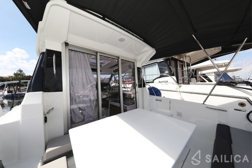 Merry Fisher 795 - Yacht Charter Sailica