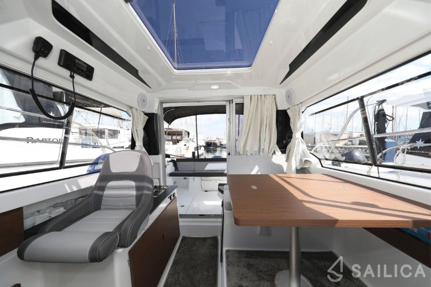 Merry Fisher 795 - Yacht Charter Sailica