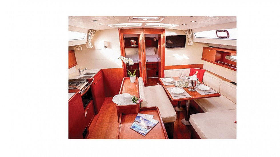 Oceanis 50 - Yacht Charter Sailica