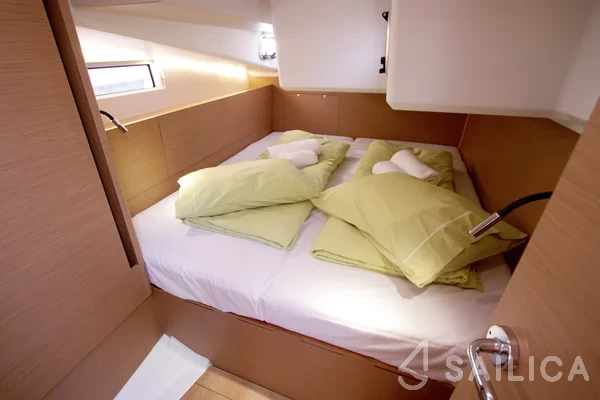 Sun Odyssey 490 - Yacht Charter Sailica