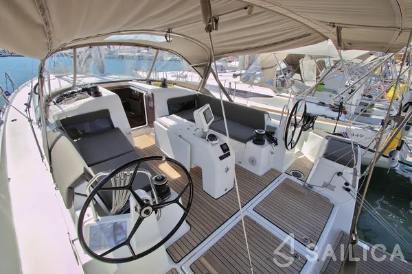 Sun Odyssey 490 - Yacht Charter Sailica