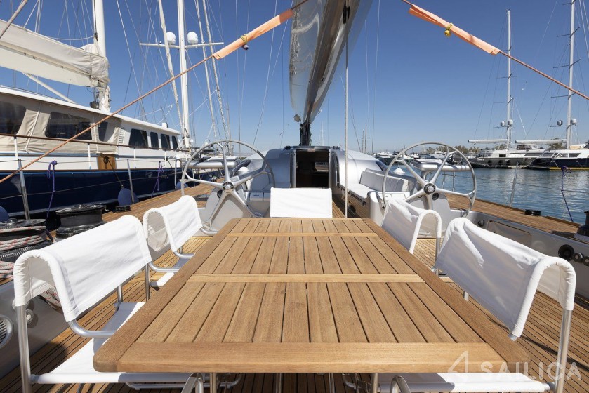 Garcia Yachts 86 - Yacht Charter Sailica
