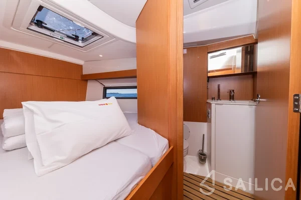 Bavaria C38 - Yacht Charter Sailica