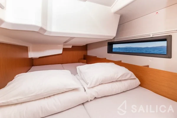 Bavaria C38 - Yacht Charter Sailica
