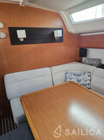 Bavaria 51 Cruiser - Yacht Charter Sailica