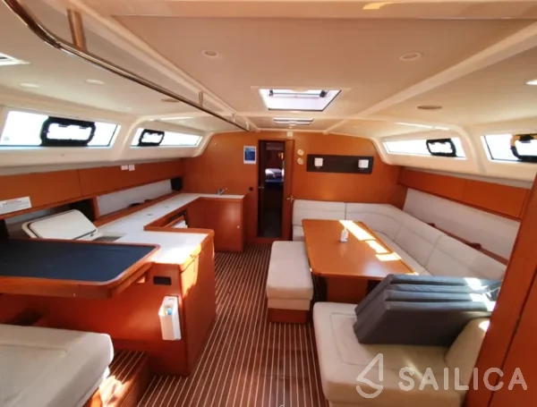 Bavaria 51 Cruiser - Yacht Charter Sailica