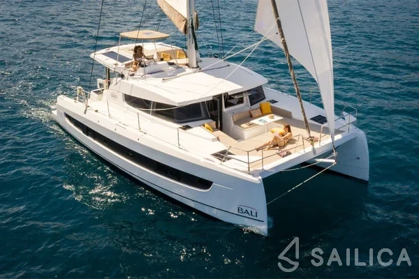 Bali 4.2 - Yacht Charter Sailica