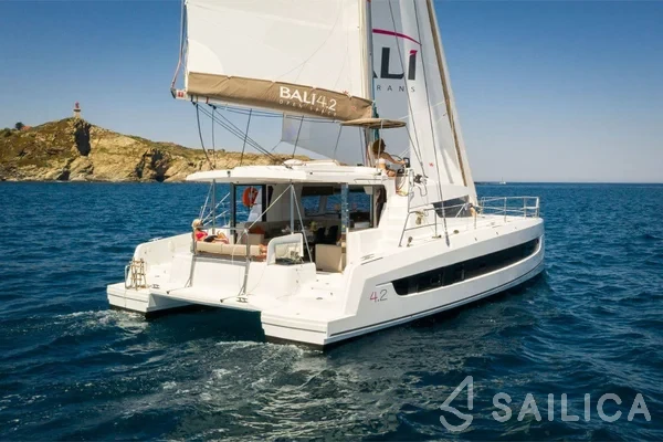 Bali 4.2 - Yacht Charter Sailica
