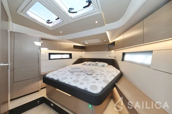 Hanse 460 - Yacht Charter Sailica