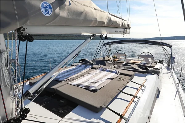 Hanse 510 - Yacht Charter Sailica