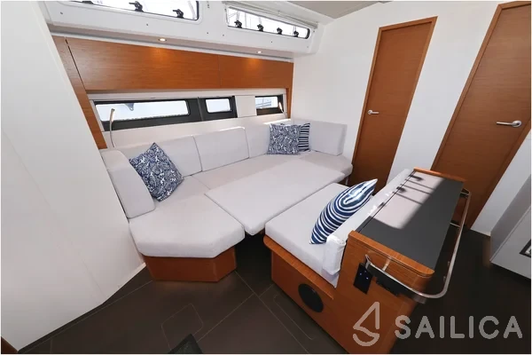 Hanse 510 - Yacht Charter Sailica