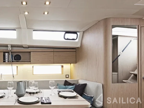 Oceanis 46.1 - Yacht Charter Sailica