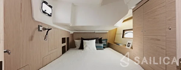 Oceanis 46.1 - Yacht Charter Sailica