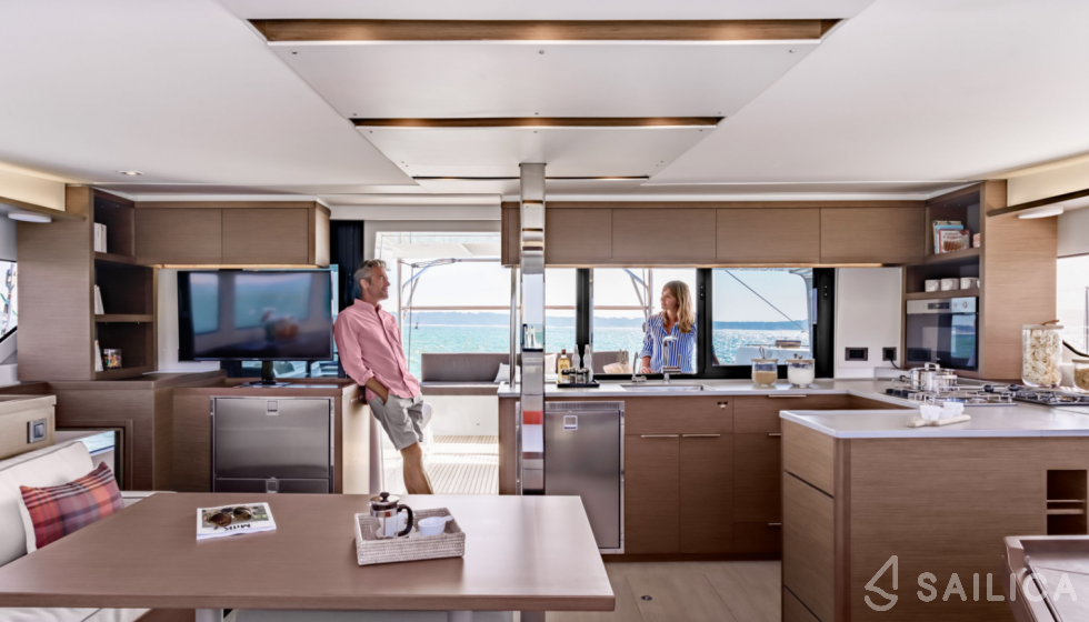 Lagoon 46  - Yacht Charter Sailica