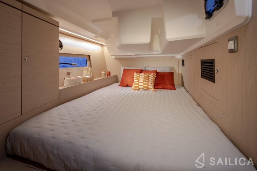 Oceanis 46.1 - Yacht Charter Sailica